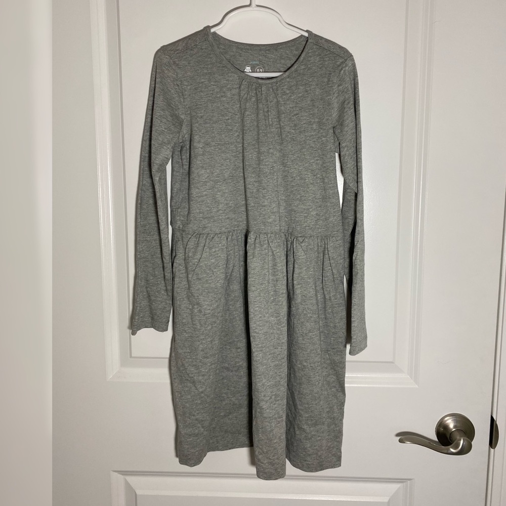 Girls size 8-9 Primary long sleeved grey dress